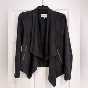 Cupcakes & Cashmere drape front suede jacket. Size XS